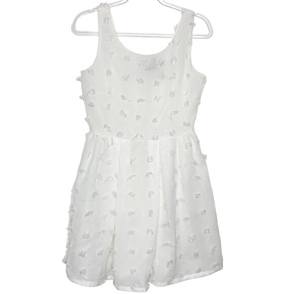 MOLLY BRACKEN Sleeveless Mini Dress Fit & Flare Textured Polka Dot White Size S - Picture 6 of 9